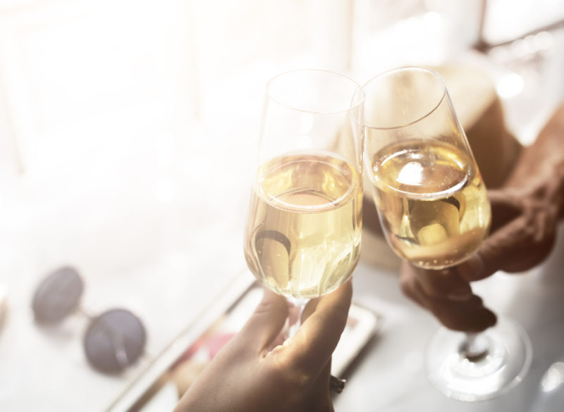 Toast,Cheers,Alcohol,Beverage,Celebration,Party,Concept